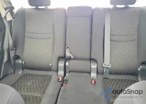 2018 Nissan Rogue S z USA, uszkodzony, nr VIN 5N1AT2MT6JC834376